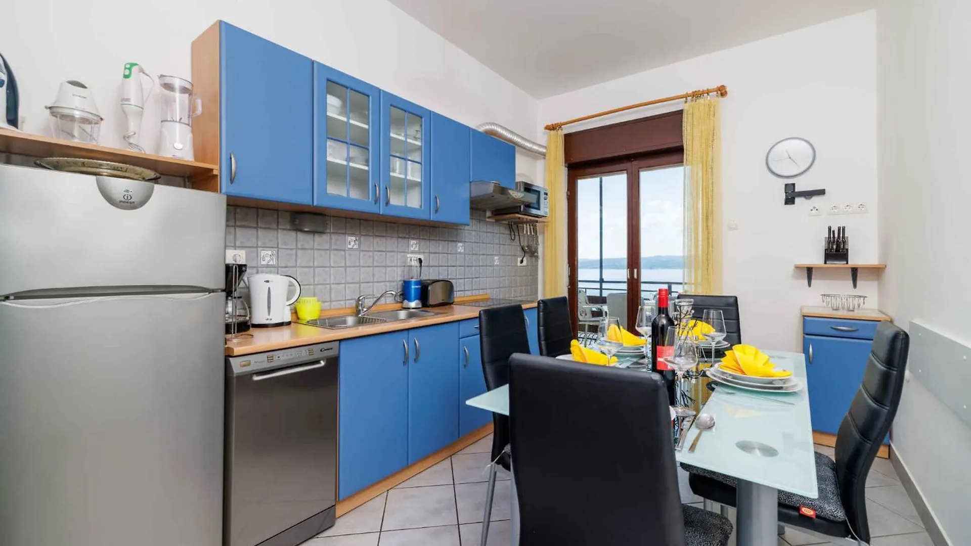 Apartment In Crikvenica 51945