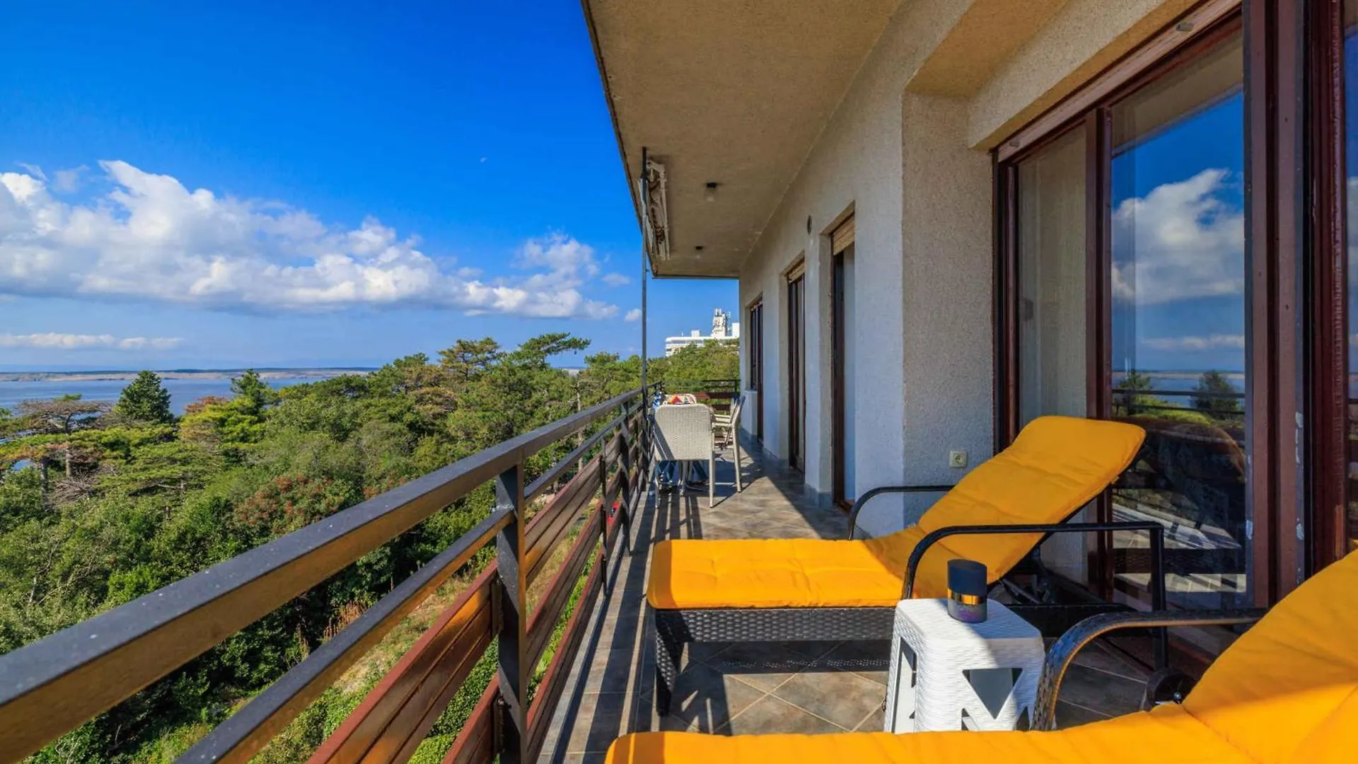 Apartment In Crikvenica 51945