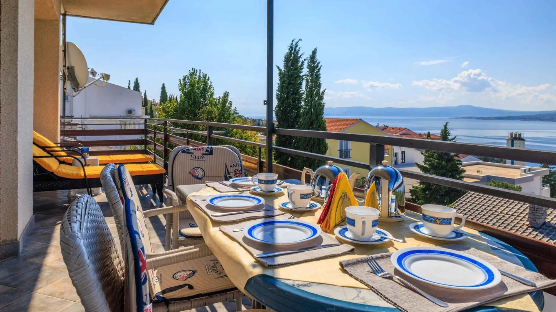 Apartment In Crikvenica 51945