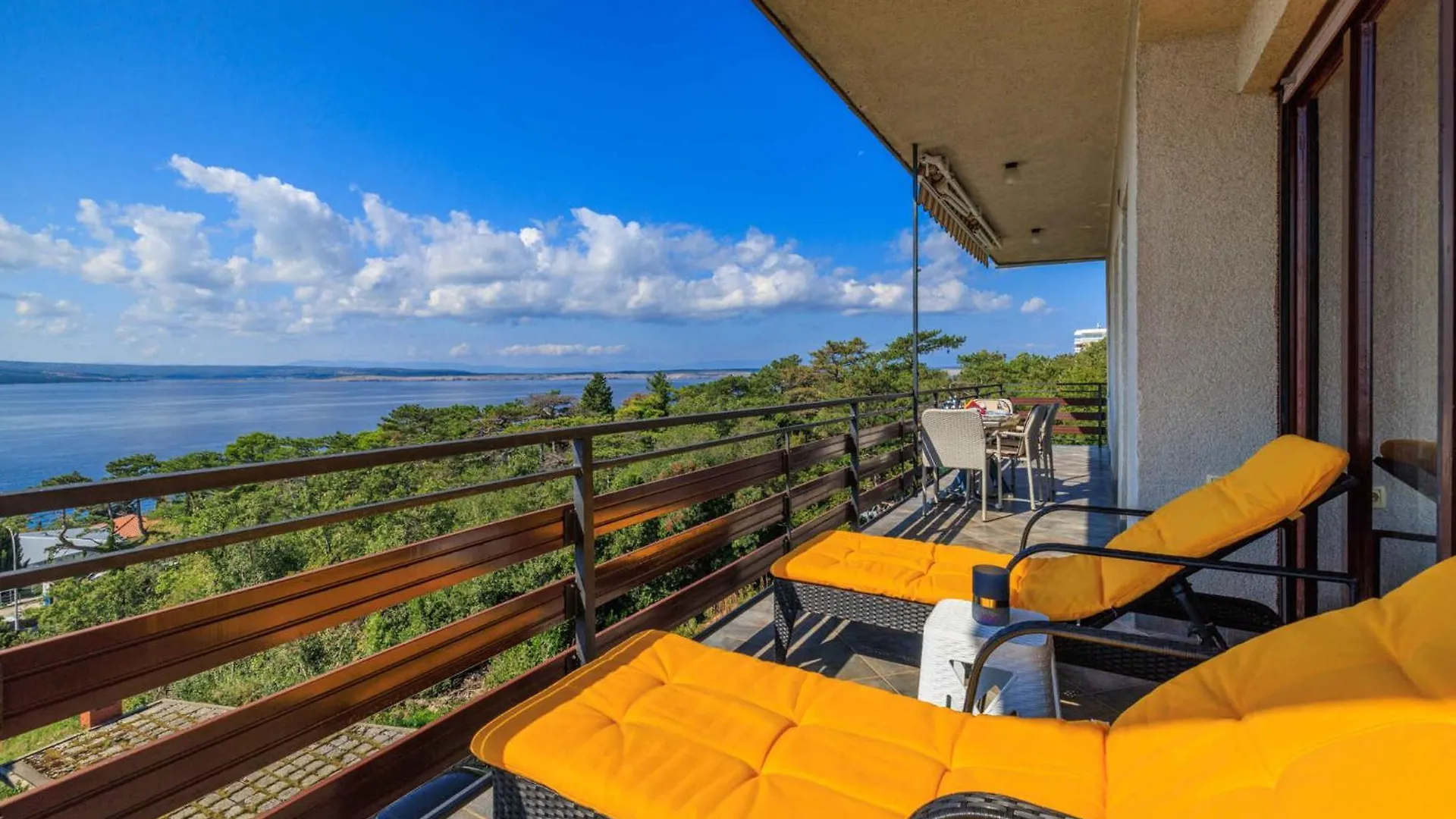 Apartment In Crikvenica 51945