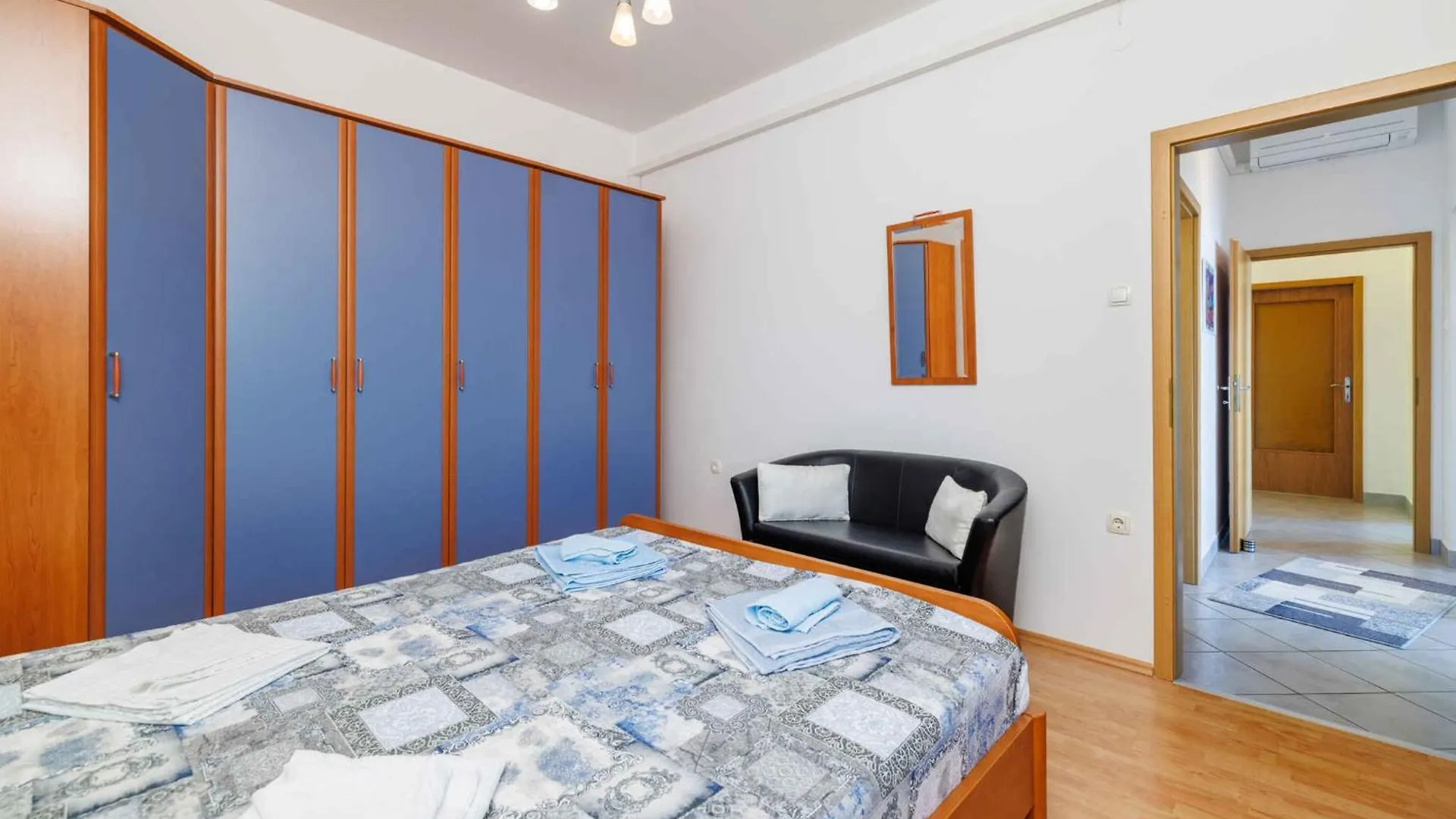 Apartment In Crikvenica 51945
