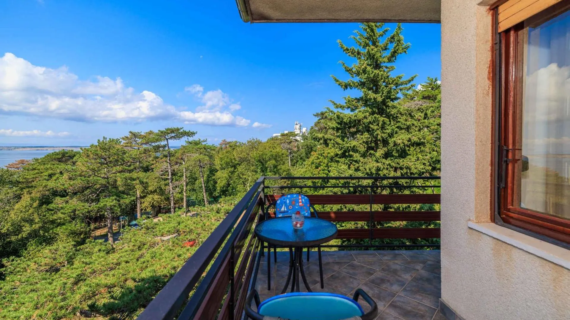 Apartment In Crikvenica 51945
